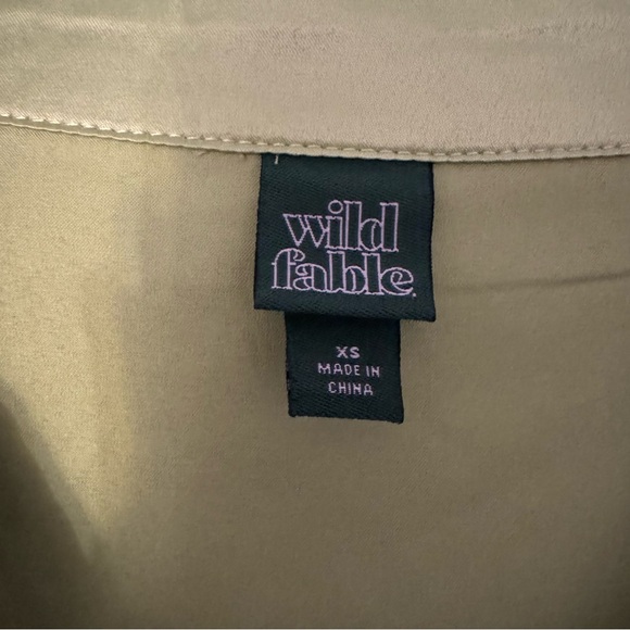 Target Top - Picture 4 of 6